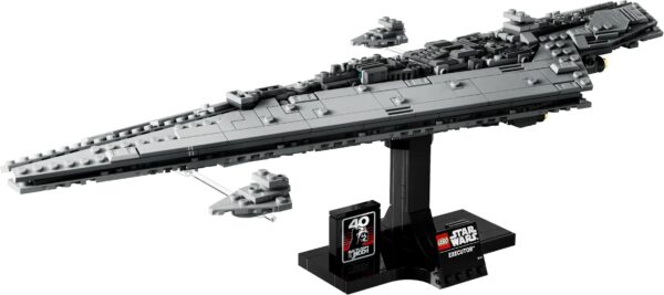 LEGO Star Wars Executor Super Star Destroyer Set #75356 - Image 6